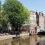 בית אירוח Saint Claire אמסטרדם